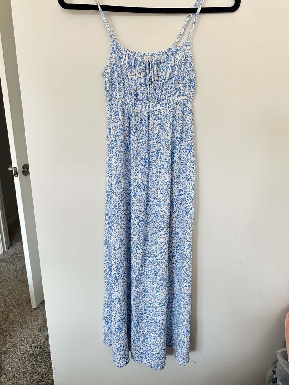 Billabong Blue and White Floral Smocked Midi Dress Size XS